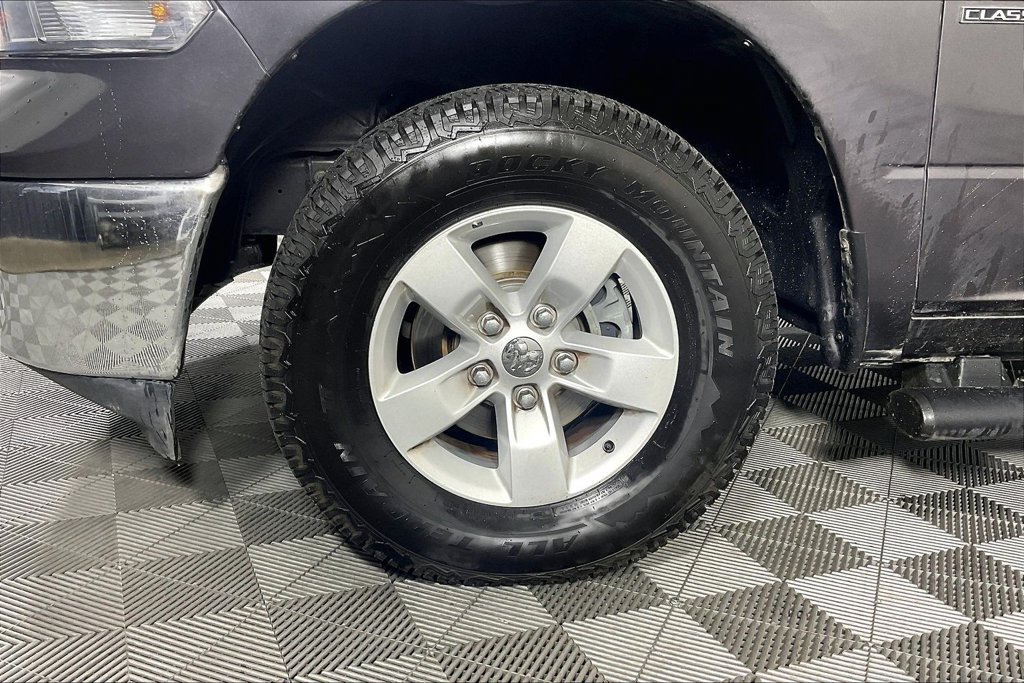Used 2022 RAM 1500 Classic SLT w/ Electronics Group AWD/4WD image 10