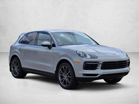 Used 2021 Porsche Cayenne S AWD/4WD image 3