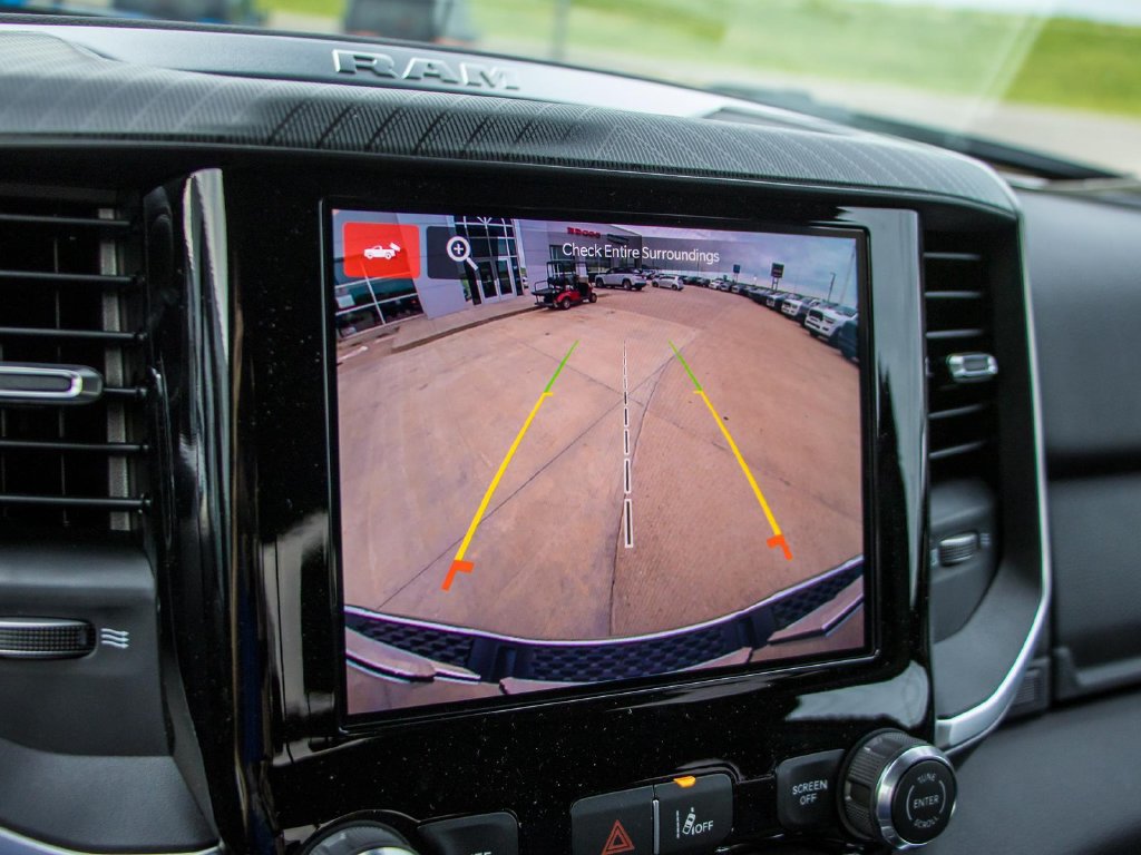Used 2025 RAM 1500 Big Horn AWD/4WD image 35