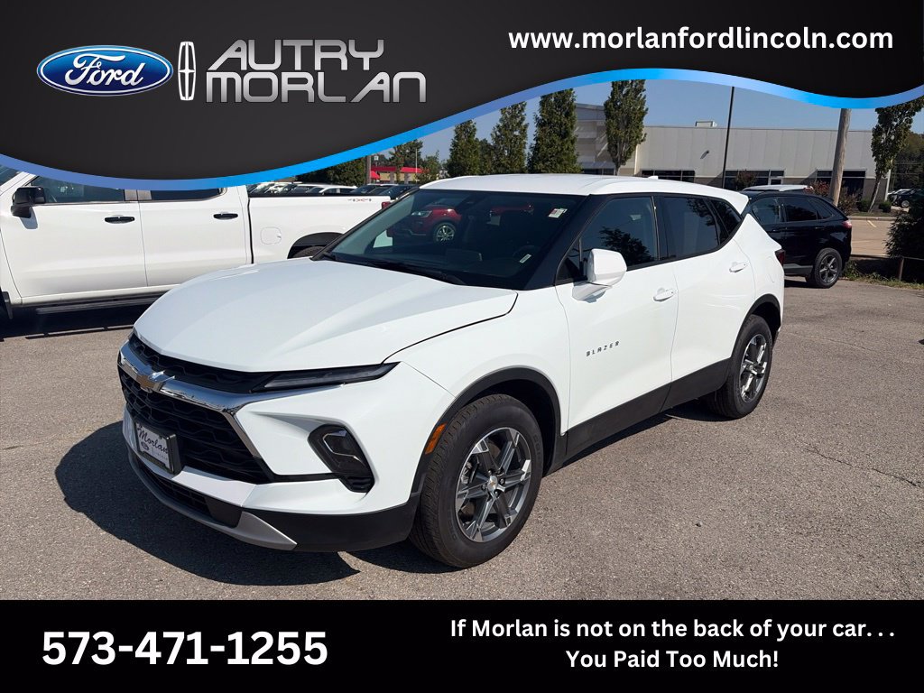 Used 2025 Chevrolet Blazer LT AWD/4WD image 1