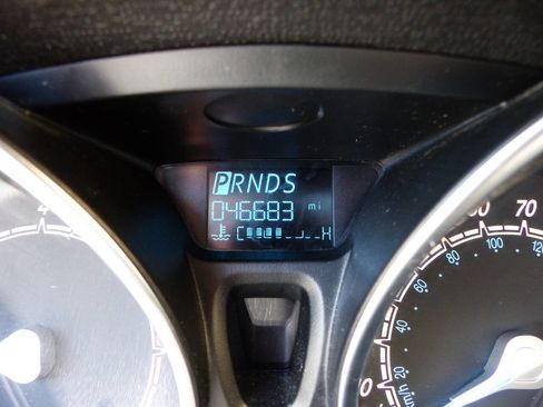 Used 2016 Ford Fiesta Titanium FWD image 28