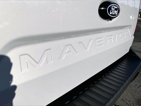 Used 2025 Ford Maverick XLT w/ XLT Luxury Package image 9