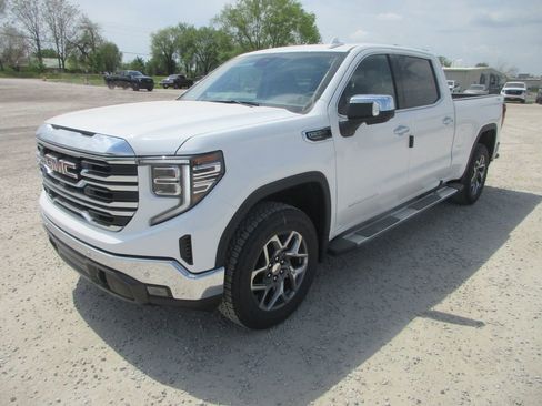 New 2026 GMC Sierra 1500 SLT w/ SLT Premium Plus Package image 11