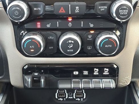 Used 2021 RAM 2500 Laramie w/ Rambox Utility Group AWD/4WD image 39