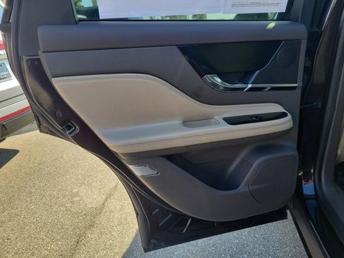 Certified 2023 Lincoln Corsair AWD w/ Equipment Group 101A image 14