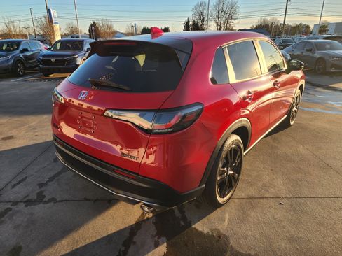 New 2026 Honda HR-V Sport image 5
