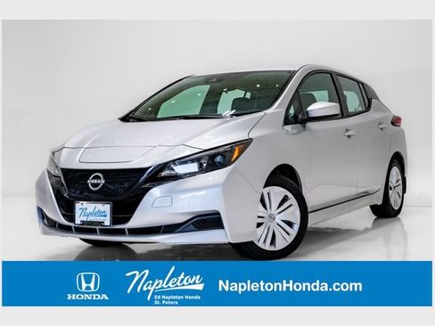 Used 2025 Nissan Leaf S FWD image 1