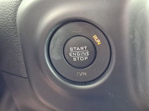 Used 2023 Jeep Wrangler Sahara image 12