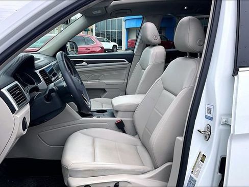 Used 2021 Volkswagen Atlas SE FWD image 18