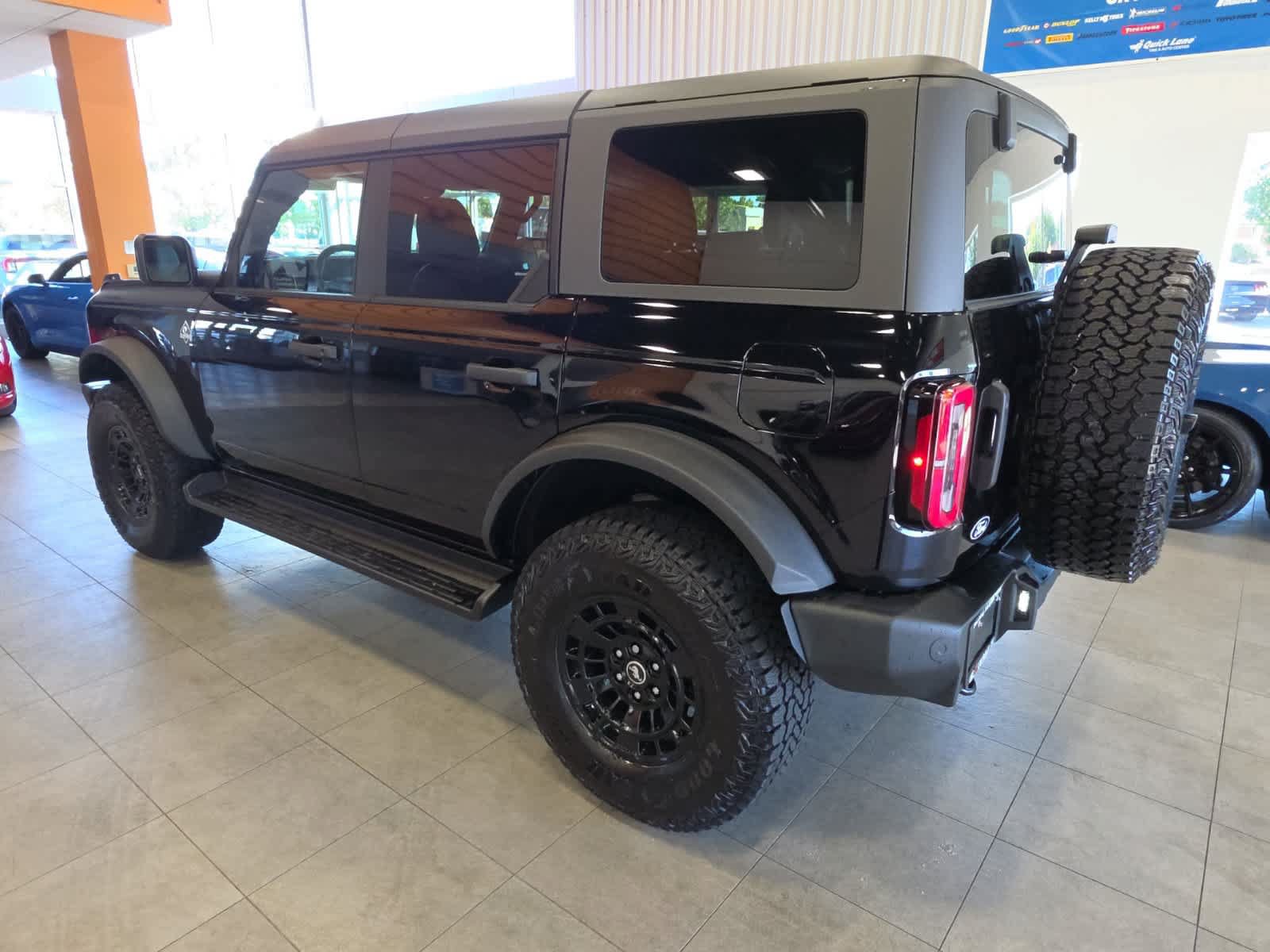 Used 2026 Ford Bronco Outer Banks w/ Sasquatch Package AWD/4WD image 11