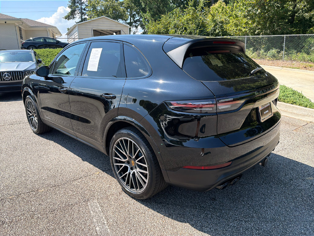 Used 2022 Porsche Cayenne Platinum Edition w/ Premium Package Plus AWD/4WD image 5