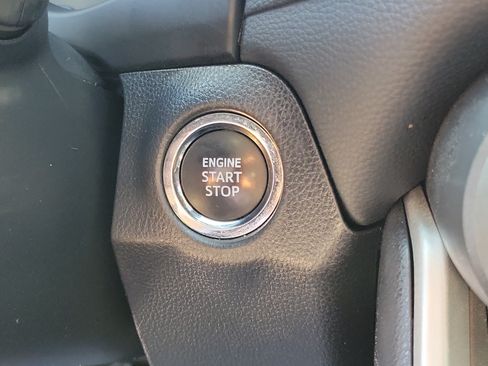 Used 2024 Toyota RAV4 XLE FWD image 28