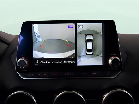 Used 2024 Nissan Sentra SR w/ SR Premium Package image 19