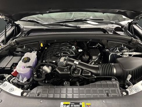 New 2025 Jeep Grand Cherokee Limited w/ Black Appearance Package image 39