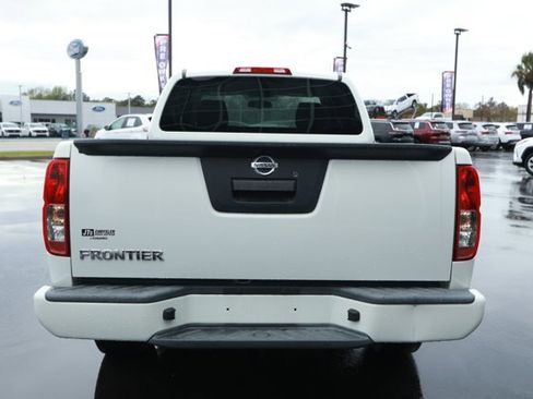 Used 2020 Nissan Frontier S image 7