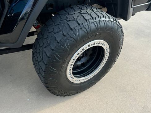 Certified 2021 Jeep Gladiator Overland w/ Popular Equipment Package image 24