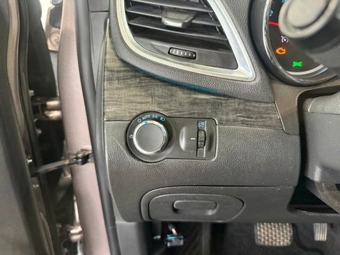 Used 2014 Buick Encore FWD image 29