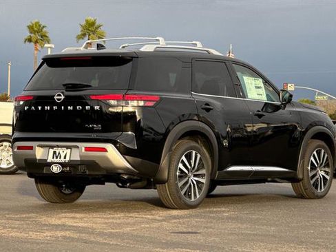New 2025 Nissan Pathfinder Platinum w/ Cargo Package image 4