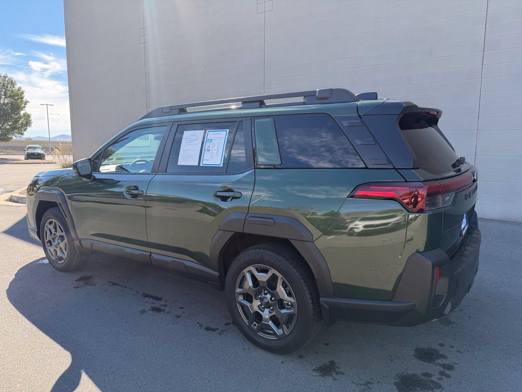 Used 2026 Subaru Outback Premium AWD/4WD image 3