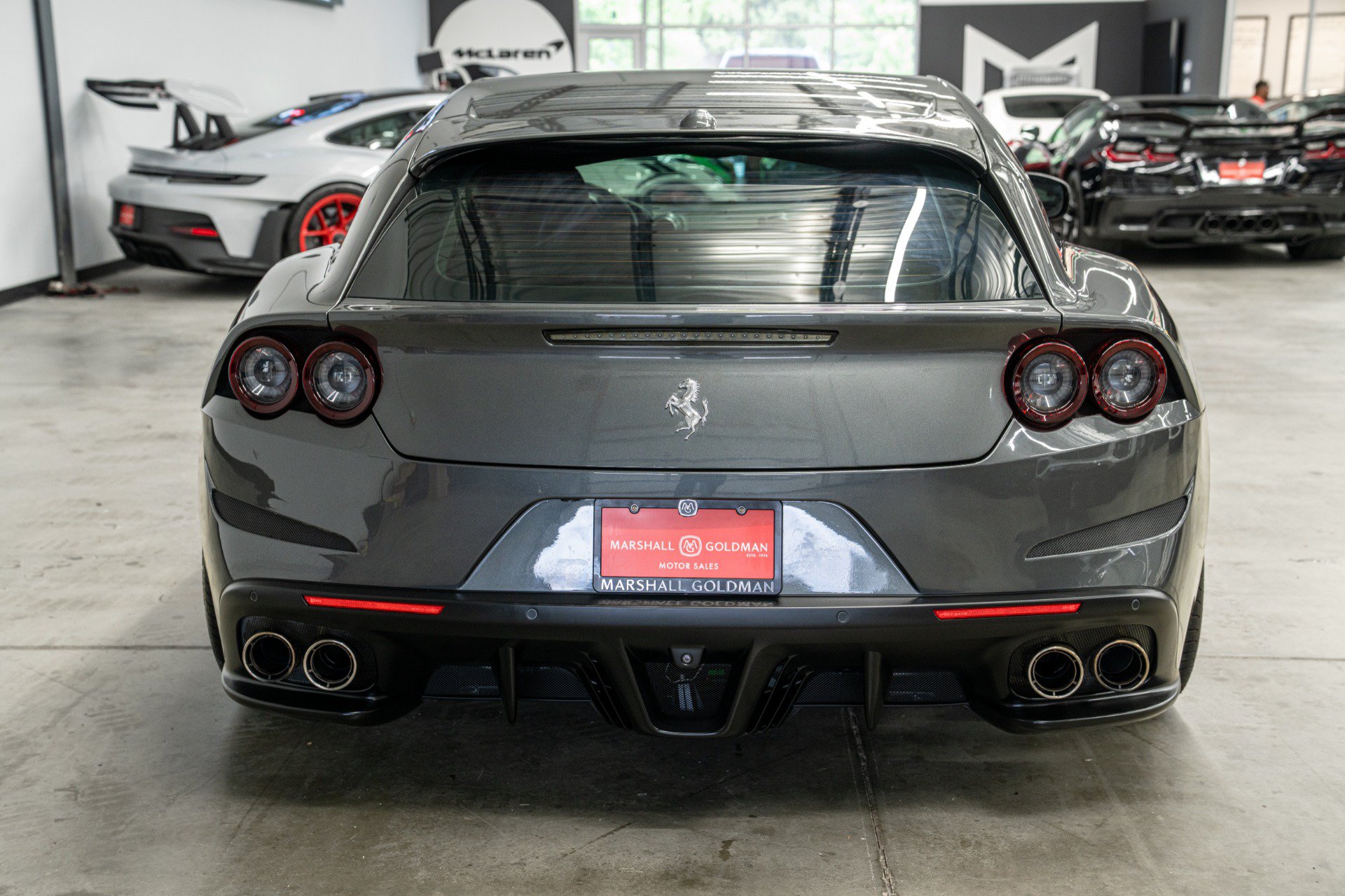 Used 2018 Ferrari GTC4Lusso AWD/4WD image 7