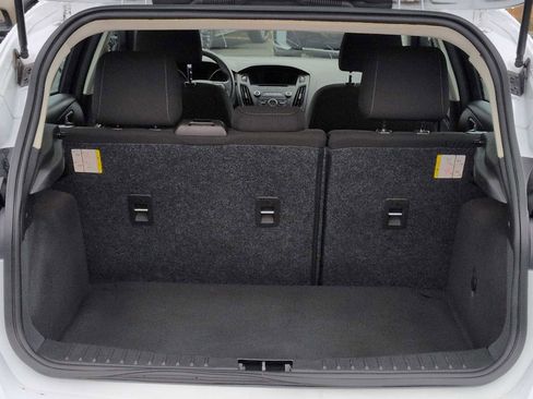Used 2015 Ford Focus SE image 33