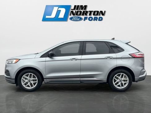 Used 2024 Ford Edge SE w/ Black Appearance Package image 6