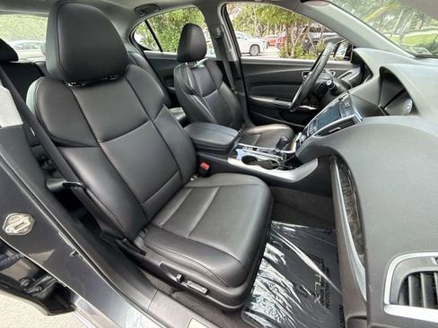 Used 2019 Acura TLX FWD image 26