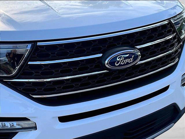 Used 2023 Ford Explorer XLT w/ Equipment Group 202A RWD image 27