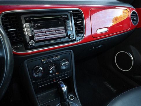 Used 2013 Volkswagen Beetle 2.5 image 19