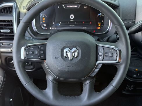 Used 2026 RAM 2500 Laramie AWD/4WD image 13
