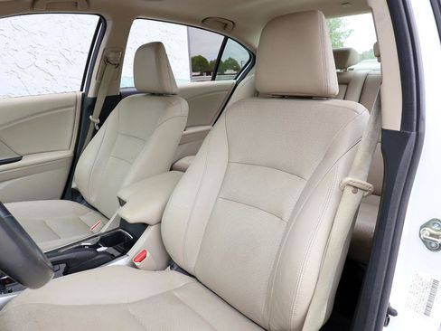 Used 2016 Honda Accord EX-L image 19