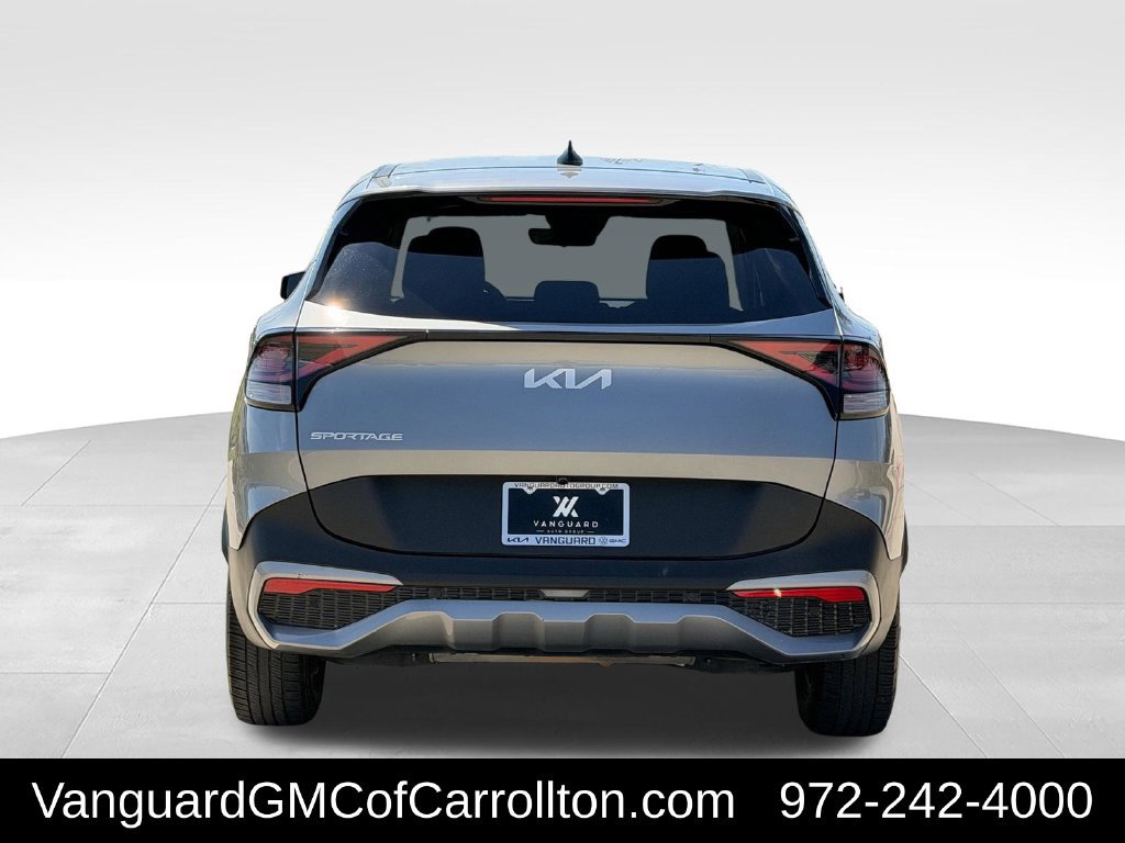 Used 2024 Kia Sportage LX FWD image 7