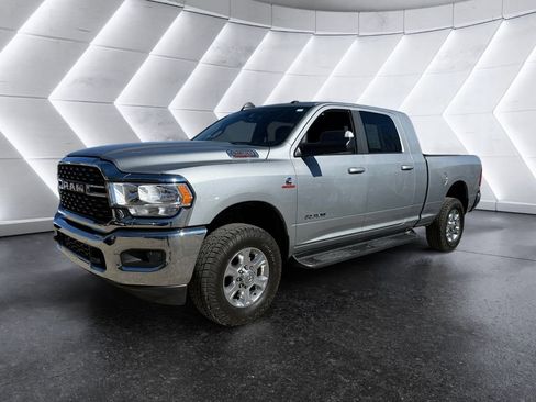 Used 2022 RAM 3500 Big Horn w/ Level A Equipment Group image 3