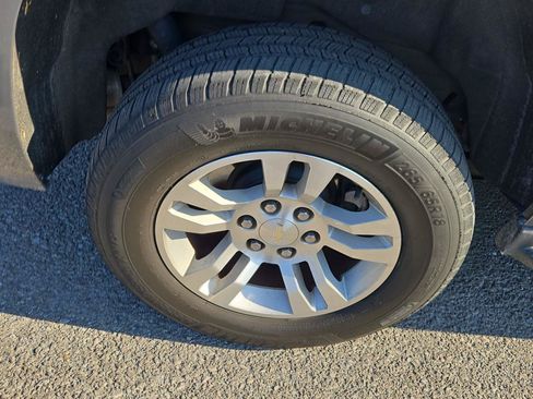 Used 2019 Chevrolet Tahoe LT AWD/4WD image 10