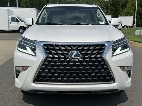 Used 2022 Lexus GX 460 Premium w/ Premium Plus Package AWD/4WD image 4
