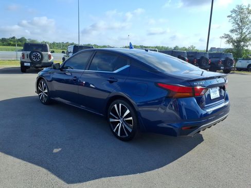 Used 2020 Nissan Altima 2.5 SR FWD image 5