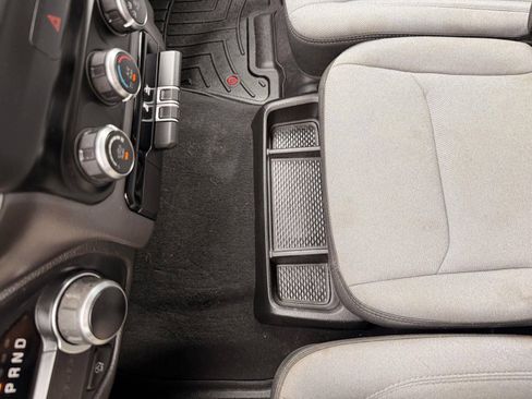 Used 2019 RAM 1500 Big Horn RWD image 46