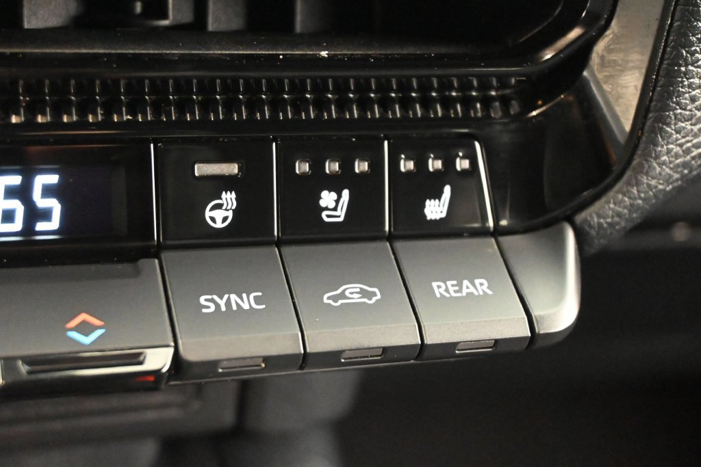 Used 2025 Toyota Land Cruiser w/ Premium Package AWD/4WD image 14