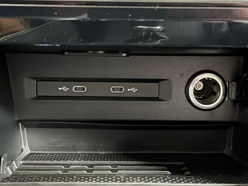 New 2026 Volkswagen Taos SEL AWD/4WD image 13