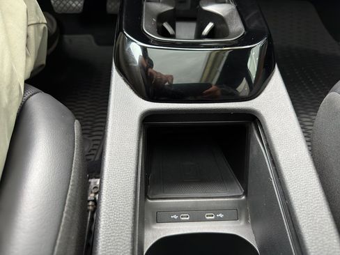 Used 2021 Volkswagen ID.4 Pro S w/ Gradient Package image 22