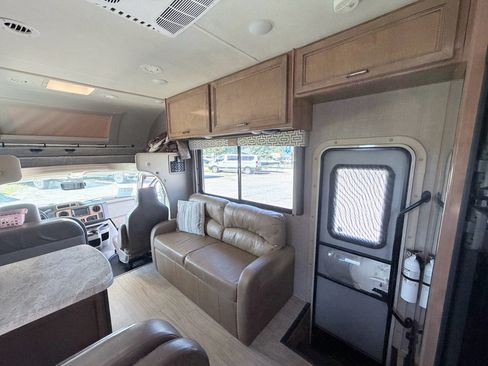 Used 2019 Ford E-450 and Econoline 450 Super Duty w/ Motorhome Prep Package RWD image 18