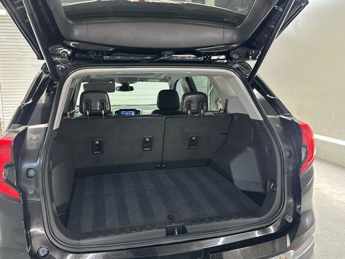 Used 2019 GMC Terrain SLT w/ Infotainment Package II FWD image 6