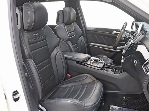 Used 2017 Mercedes-Benz GLS 63 AMG 4MATIC image 35