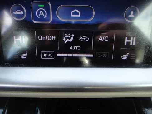 Used 2021 Subaru Legacy Limited AWD/4WD image 9