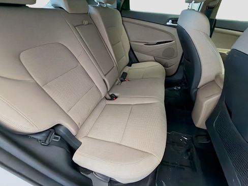 Used 2021 Hyundai Tucson SE FWD image 13