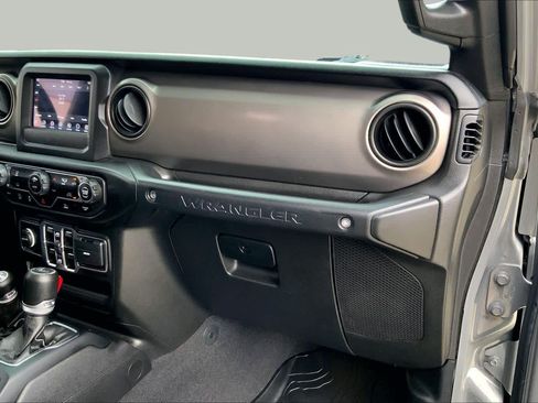 Used 2021 Jeep Wrangler Unlimited Sport AWD/4WD image 18
