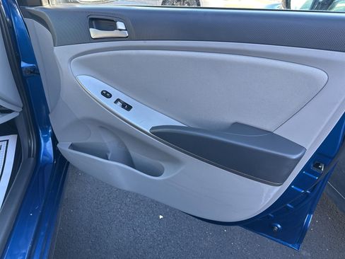 Used 2016 Hyundai Accent SE image 18