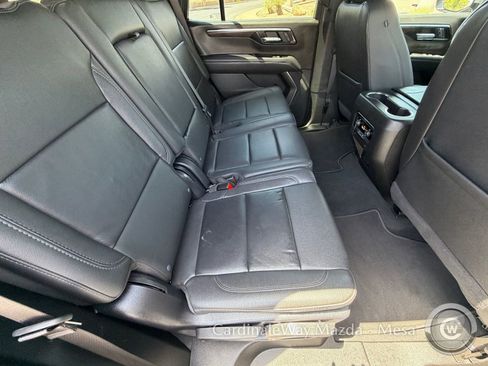 Used 2025 Chevrolet Tahoe LT AWD/4WD image 13