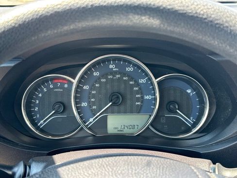 Used 2016 Toyota Corolla LE FWD image 41