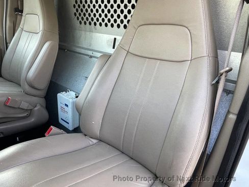 Used 2018 Chevrolet Express 2500 w/ Driver Convenience Package image 13